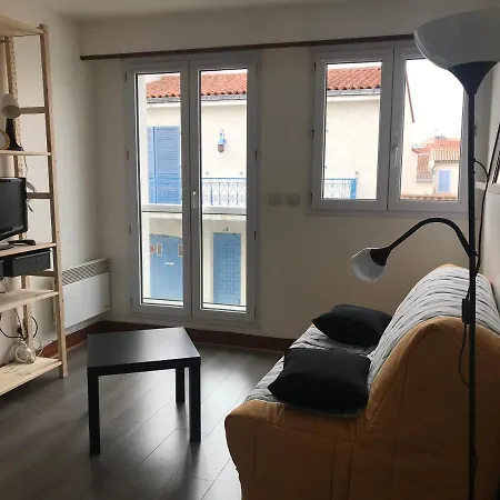 Διαμέρισμα Votre Pied A Terre Sur Le Port De Λα Ροσέλ