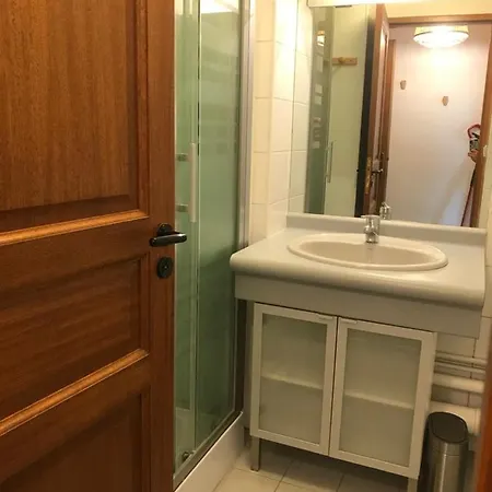 Votre Pied A Terre Sur Le Port De * Λα Ροσέλ