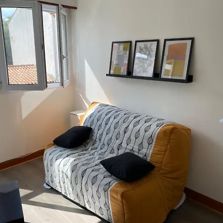 Votre Pied A Terre Sur Le Port De